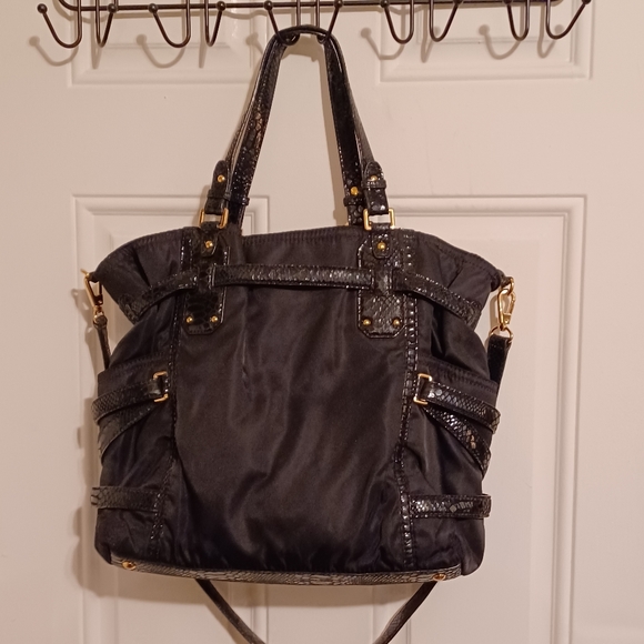 Micheal Kors Kempton Nylon and Leather Trim Shoulder Bag Tote - Picture 2 of 12